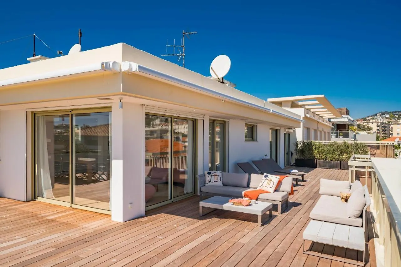 Somptuous Sea-View 3 Bedrooms Penthouse Cannes Moure Rouge Apartment
