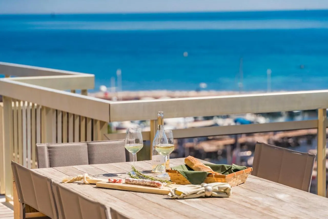 Somptuous Sea-View 3 Bedrooms Penthouse Cannes Moure Rouge 0*,  France